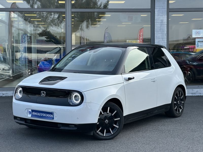 Théobald Occasion HONDA Honda e berline Electrique blanche 